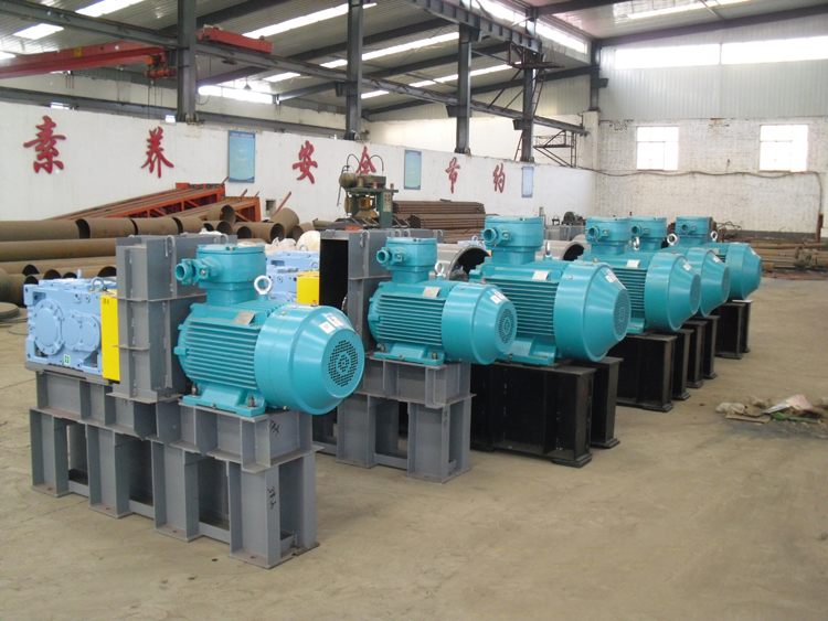 刮板式輸送機(jī) 刮板式輸送機(jī)